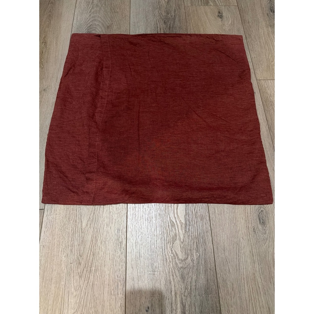 Pottery Barn Burgundy AUBURN Textured Linen Blend Square Pillow Cover 25.5X25.5 - Picture 2 of 4